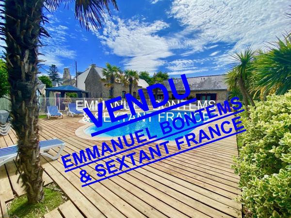 Maison de caractère avec piscine à 1km des plages.