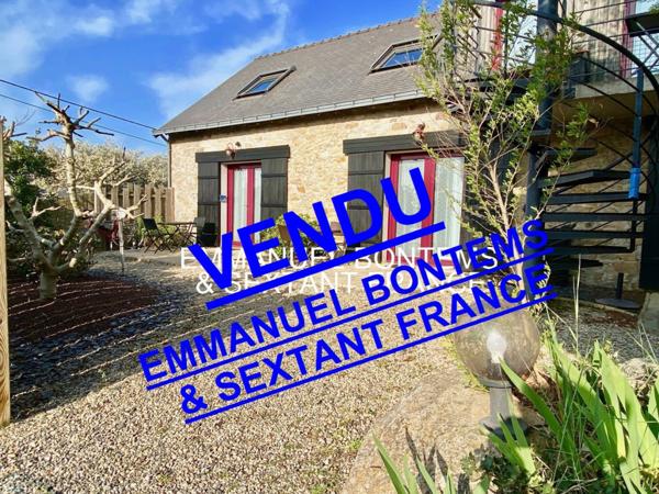 Maison de caractère avec piscine à 1km des plages.