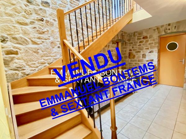 Maison de caractère avec piscine à 1km des plages.