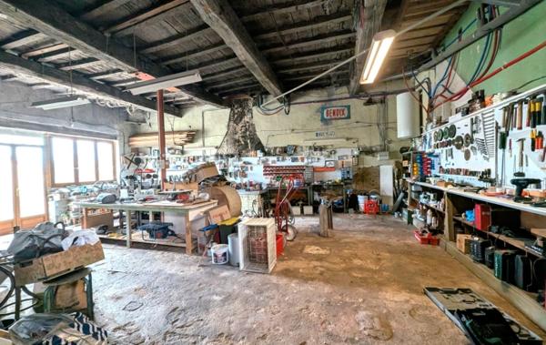 Vente Maison Centre ville à rafraîchir La pacaudiere   