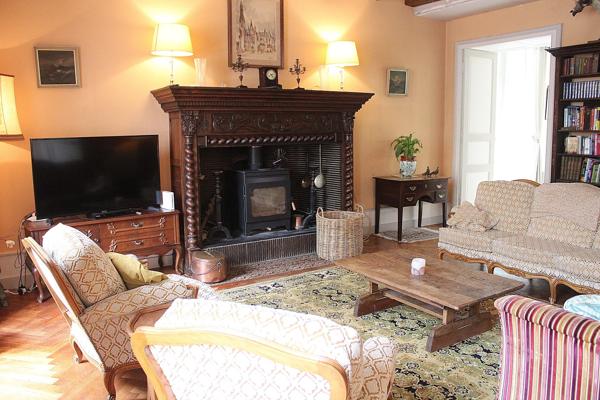 Manoir du 18ème siècle avec piscine et maison d'amis