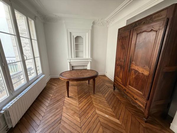 Location Bureau 4 pièces 99 m2 à Paris 5