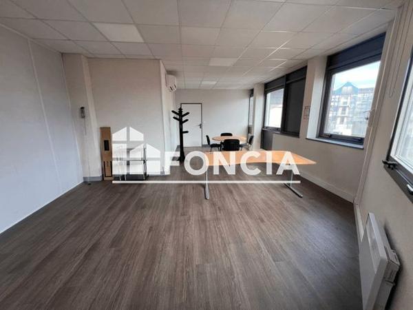 Location Local commercial 1 pièce 29.6 m² - 1 RUE RAGUENEAU Bergerac 24100