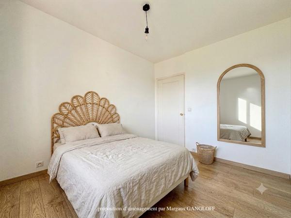 Appartement
         2 pièces
        - 45 m² Exclusivité 329 000 € *