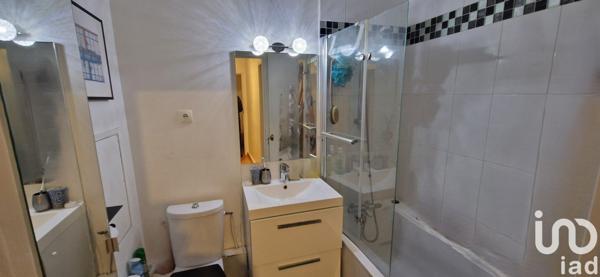 Appartement 2 pièces de 44 m² à Paris (75012)