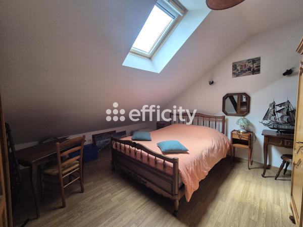 Maison
         7 pièces
        - 148 m² 189 000 € *