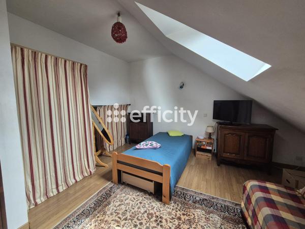 Maison
         7 pièces
        - 148 m² 189 000 € *