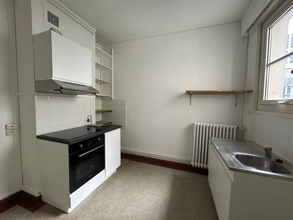 APPARTEMENT T2 ,  
Nantes 44000