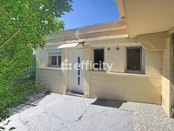 Immeuble
         11 pièces
        - 300 m² 1 200 000 € *