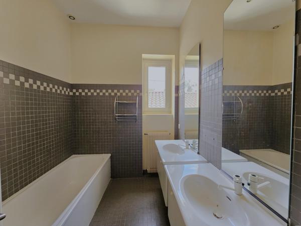 Villeneuve-sur-Lot (47300) Demeure exceptionnelle du XIX eme - 450m² - 10 chambres -piscine - parc de 8000 m² - Villeneuve sur Lot