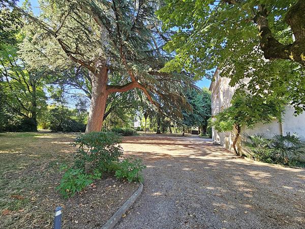 Villeneuve-sur-Lot (47300) Demeure exceptionnelle du XIX eme - 450m² - 10 chambres -piscine - parc de 8000 m² - Villeneuve sur Lot