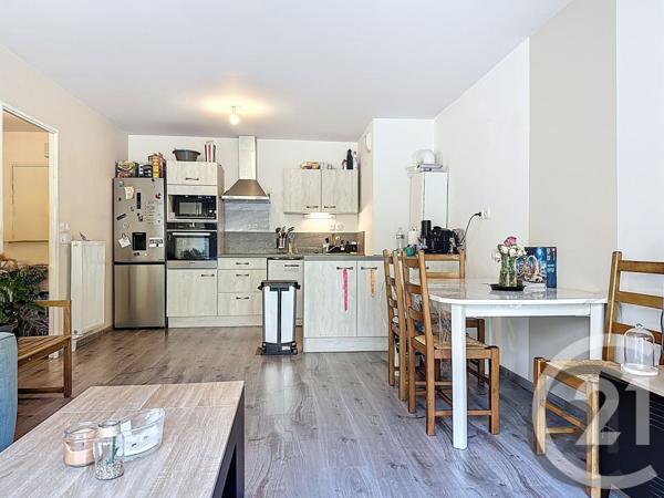 Appartement F3 à vendre  3 pièces - 62,32 m2 DEVILLE LES ROUEN - 76