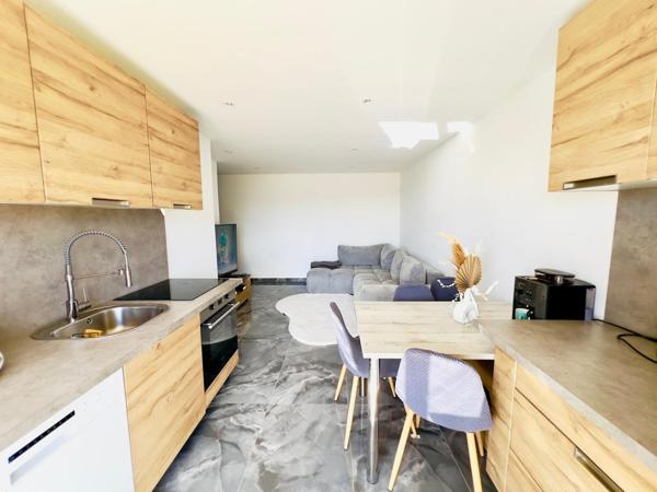 Appartement T4 68 m2 balcon plein sud et parking