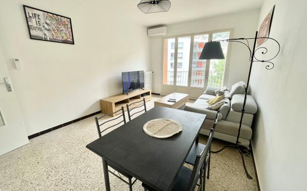 Appartement à louer    3 pièces • 52,59 m2 Nice