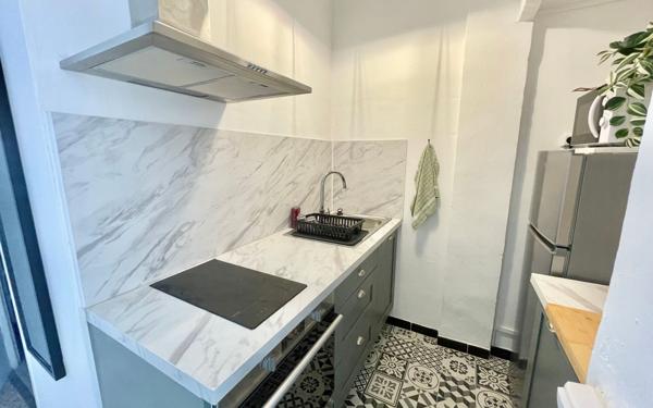 Appartement à louer    3 pièces • 52,59 m2 Nice