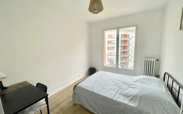 Appartement à louer    3 pièces • 52,59 m2 Nice