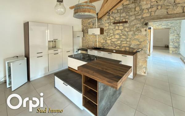 Appartement à vendre    3 pièces •  Saint-Jean-le-Centenier