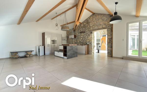 Appartement à vendre    3 pièces •  Saint-Jean-le-Centenier