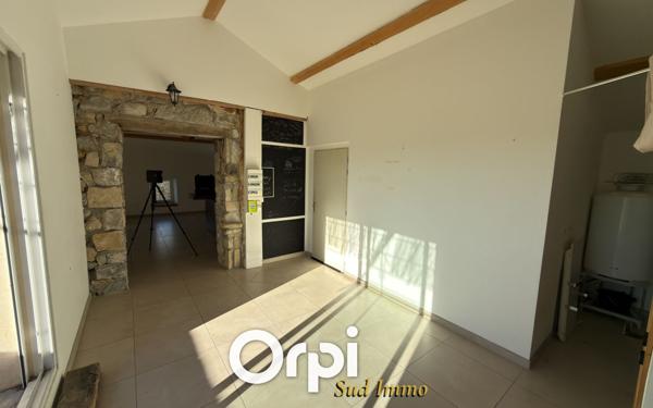 Appartement à vendre    3 pièces •  Saint-Jean-le-Centenier