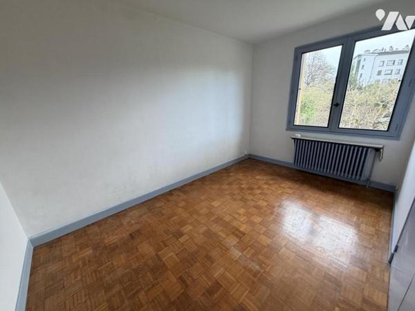 Vente BEAUNE maison d'env 90 m²proche toutes commodité terrain 670 m² 