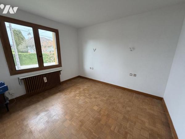 Vente BEAUNE maison d'env 90 m²proche toutes commodité terrain 670 m² 