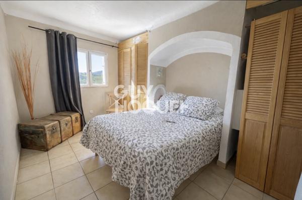 MAISON À VENDRE DE 5 PIÈCES DE 180,00 M²