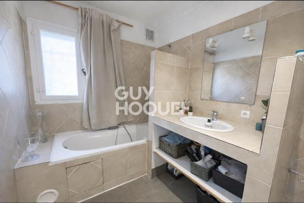 MAISON À VENDRE DE 5 PIÈCES DE 180,00 M²