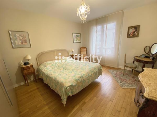 Appartement
         6 pièces
        - 144 m² Bien prestige 499 000 € *