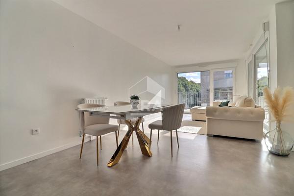 Appartement Sannois 4 pièce(s) 105 m2 + PARKING + DEUX TERRASSES