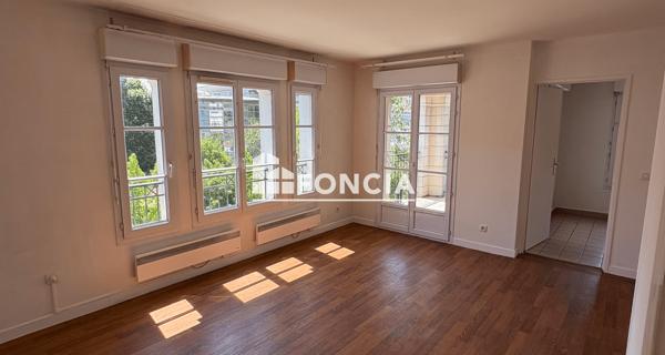 Location Appartement 2 pièces 45 m² - Le Plessis-robinson 92350