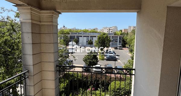 Location Appartement 2 pièces 45 m² - Le Plessis-robinson 92350