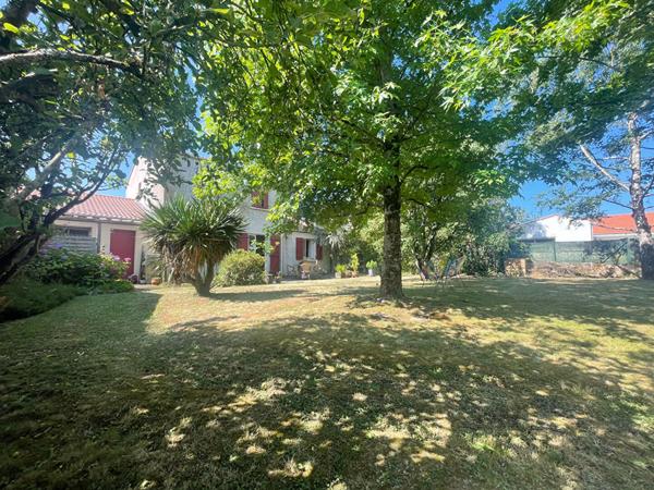 Maison Saint Sebastien Sur Loire 6 pièce(s) 143.4 m2