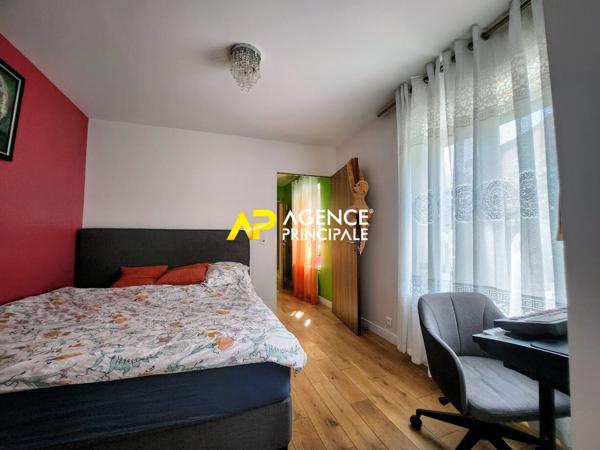 Maison 7 pièces, 4 chambres à 12 minutes de la gare d'Argenteuil €387 000 ** - Référence 4432