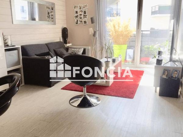 Location Appartement 2 pièces 41.2 m² - 15 AVENUE DE ROUBAIX Tours 37100