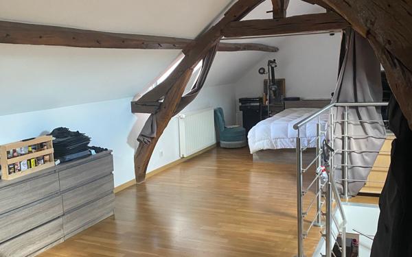 Maison à vendre    5 pièces • 174 m2 Oissel