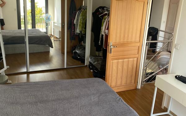 Maison à vendre    5 pièces • 174 m2 Oissel