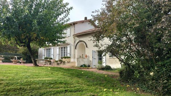 Maison individuelle à vendre à Celles-sur-Belle dans les Deux-Sèvres (79370), ref : 9926   
MONTIGNE