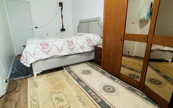 Appartement à vendre    2 pièces • 45 m2 Garges-lès-Gonesse