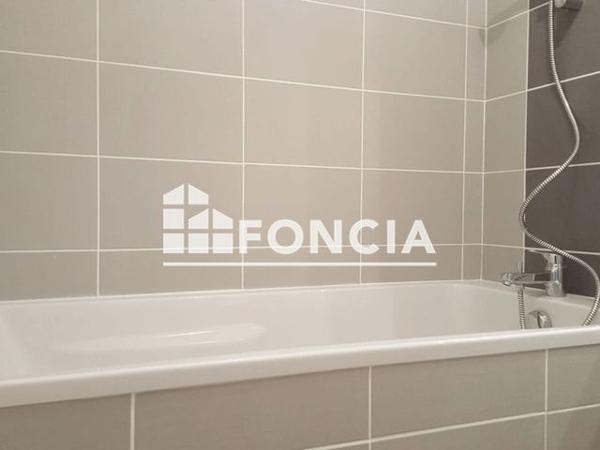 Location Appartement 4 pièces 80.59 m² - RUE DU GENERAL LIZE Angers 49000