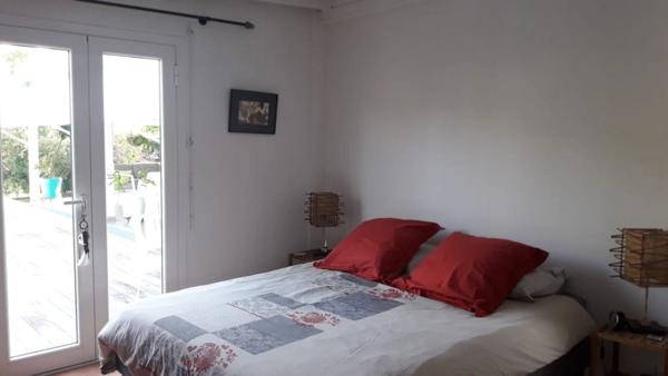 URGENT A Biglette villa P6 4CH + studio avec piscine et garage sur 1027 m² de terrain clos et arboré