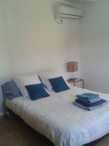 URGENT A Biglette villa P6 4CH + studio avec piscine et garage sur 1027 m² de terrain clos et arboré