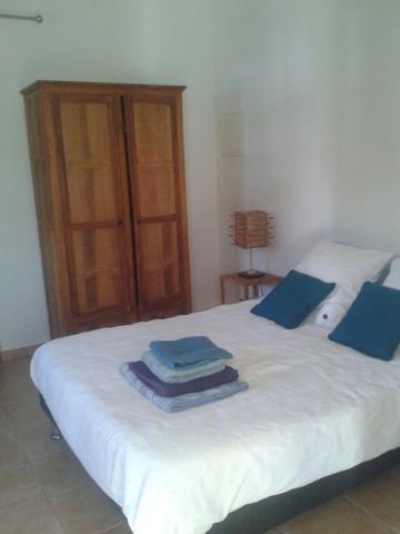 URGENT A Biglette villa P6 4CH + studio avec piscine et garage sur 1027 m² de terrain clos et arboré