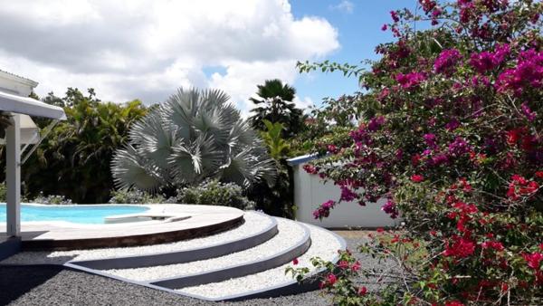URGENT A Biglette villa P6 4CH + studio avec piscine et garage sur 1027 m² de terrain clos et arboré