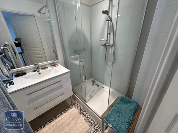 Location appartement 3 pièces de 79.9m²