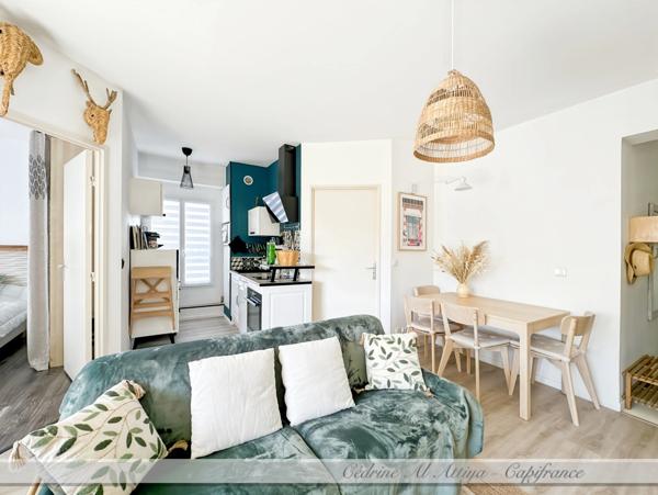 Appartement à vendre 2 pièces de 35m2 au 1er étage avec ascenseur, loggia, parking et local à vélos