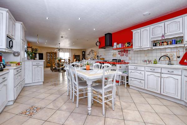 Maison de 320 m²