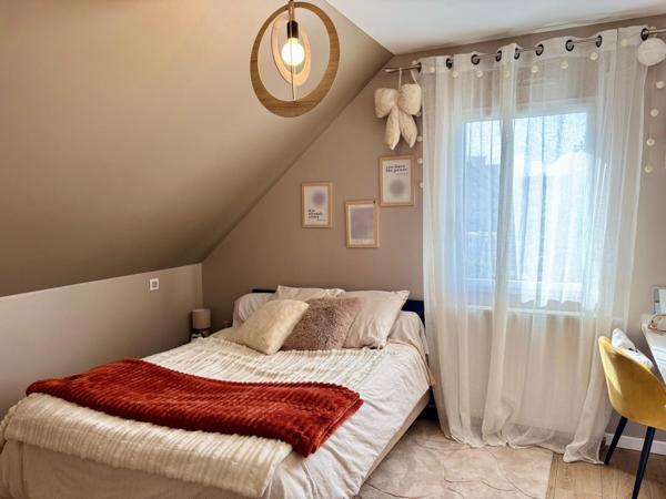 Maison à QUIMPERLE, 29300 - 6 pièces 113m²