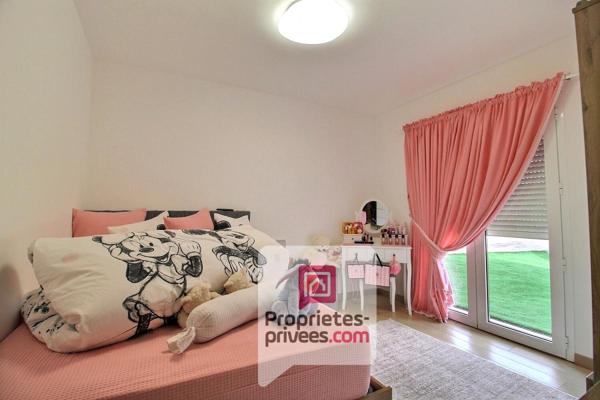AMILLY 45200 - Secteur Viroy - A VENDRE BELLE MAISON CONTEMPORAINE RECENTE de PLAIN-PIED 3 CHAMBRES + STUDIO INDEPENDANT, TERRAIN CLOS 950 m2