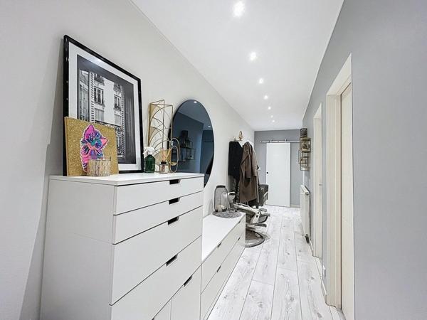 Magnifique appartement rénové de 124 m²