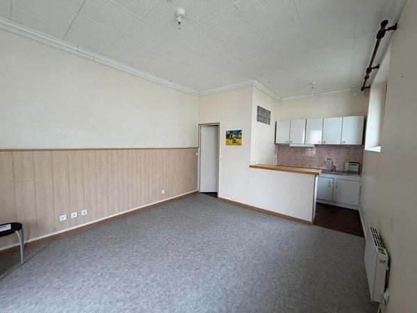 Ensemble immobilier proche du centre ville et de l'isat